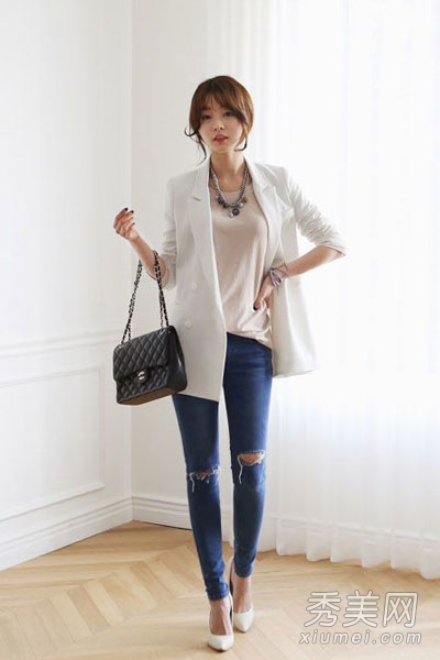 秋天小西装怎么搭 配短裤性感配长裤帅气 - 百