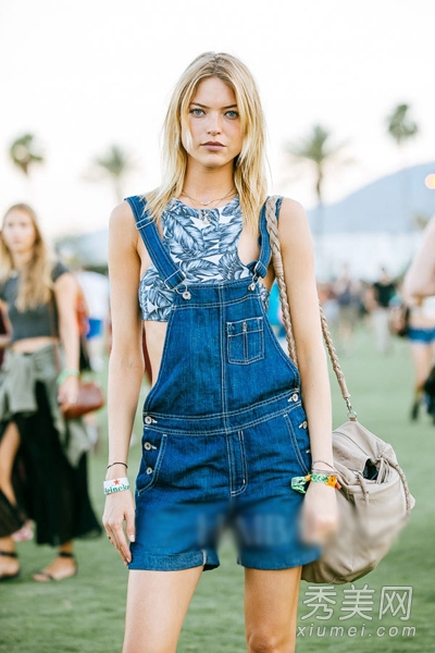 <em>背带短裤</em>背带裙减龄 性感萝莉扮起 - 百科<em>教程</em>