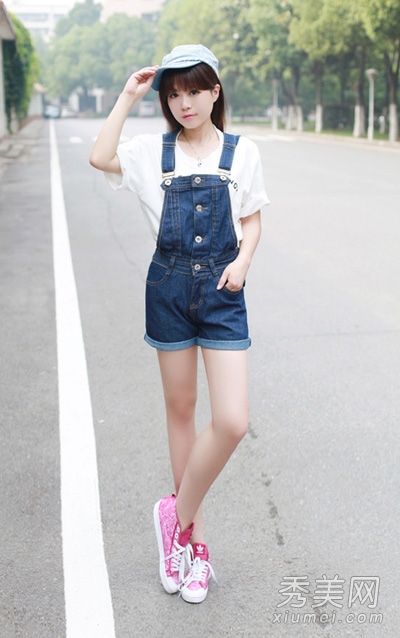 上衣配<em>背带短裤</em> 毕业季减龄美搭 - 百科<em>教程</em>网