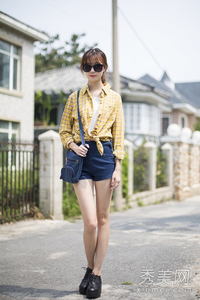 <em>长袖</em>衬衫<em>配短裤</em>or短裙 经典潮搭 - 百科教程网_