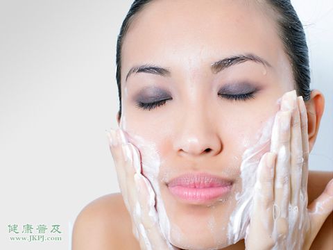 洗脸的美容护肤小常识 - 百科教程网_经验分享