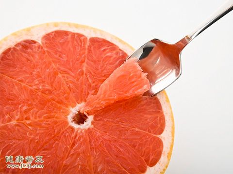 小心 药与柚子一起吃可能会中毒 - 百科教程网