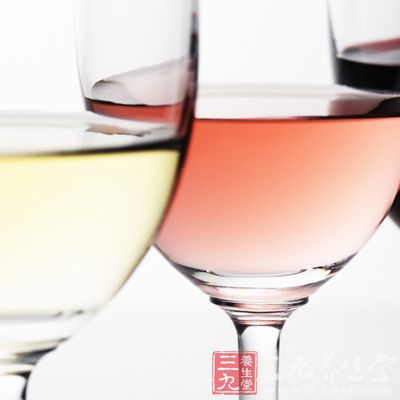 伏特加什么味道 伏特加的7个喝法 - 百科教程网