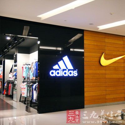 阿迪达斯发现2批短袖上衣不符合国家强制性标准 阿迪达斯发现2批短袖上衣不符合国家强制性标准
