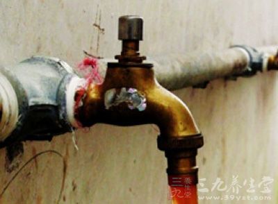 兰州自来水苯超标续 5市民起诉水务公司已立案