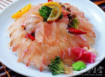 生鱼片怎么吃 生鱼片的正确吃法 - 百科教程网