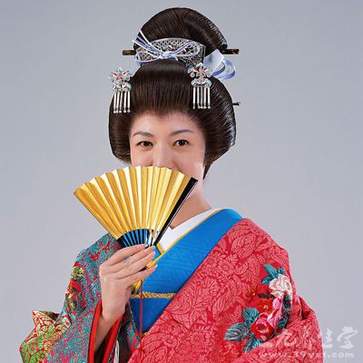 日本女人穿和服竟是为男女之事方便 - 百科教程