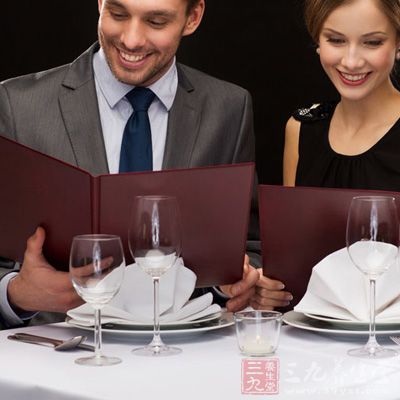西餐礼仪 去高档西餐厅就餐应注意的礼仪 - 百科教程网_经验分享平台[上学吧经验教程频道]
