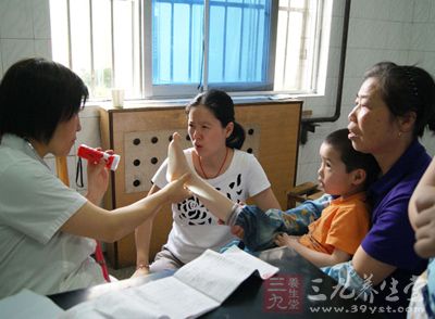  香港 一托儿所 暴发手足口病  26名儿童受影响 - 