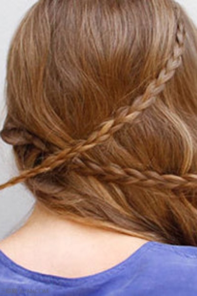 侧编低马尾辫扎法 - 百科教程网_经验分享平台