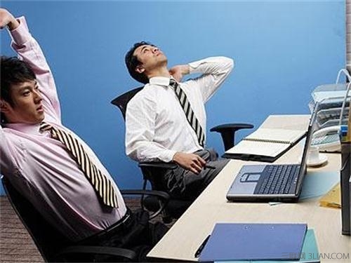 白领最伤腰椎的9大坏习惯 - 百科教程网_经验分