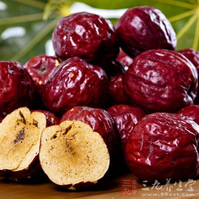 大枣的功效与作用及禁忌 红枣让你气色红润 - 