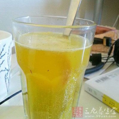 柠檬蜂蜜水的做法腌制 健康养生喝出来 - 百科