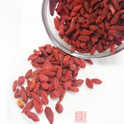 <em>吃什么</em>对<em>头发</em>好 老中医推荐秋日乌发秘方 - 百