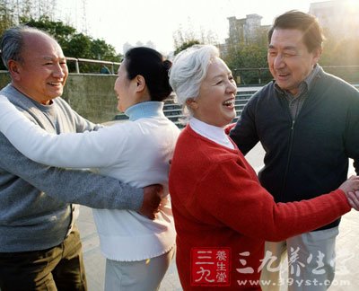 老汉女子热舞兴奋过度猝死 老人跳舞有哪些禁