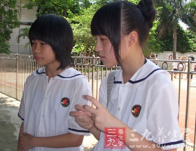 广西13岁少女残杀同学 孩子如何避免嫉妒心理