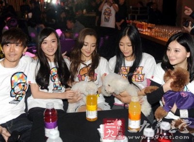 假脸姐妹团 如何避免整容的危害 - 百科教程网