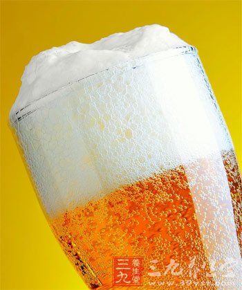 夏天喝啤酒的十大禁忌 - 百科教程网_经验分享