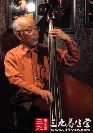 调理<em>白发</em>食疗秘方 - 百科教程网_经验分享平台