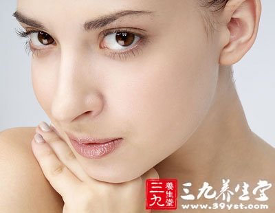 脸上长痘痘是什么原因 知道6个因素早预防 - 百