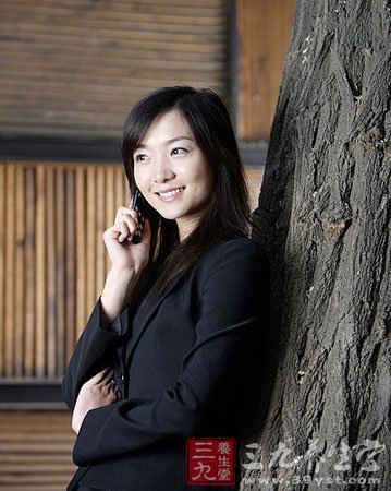 春天为何爱<em>掉头发 饮食</em>均衡能预防脱发 - 百科