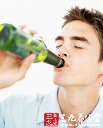 最爱喝酒国家我国排第二 喝酒的危害都有哪些