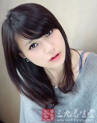 李颖芝整容留后遗症 整容危害到底有哪些 - 百