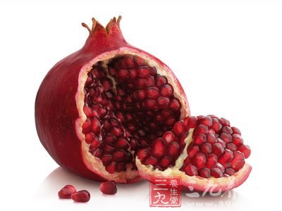 石榴为湿热类水果